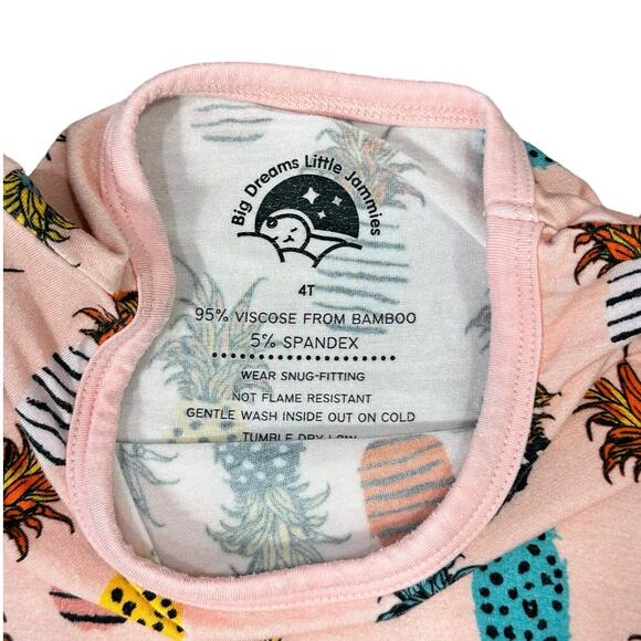 Bamboo Pineapple Pajamas Size 4T - Picture 3 of 5